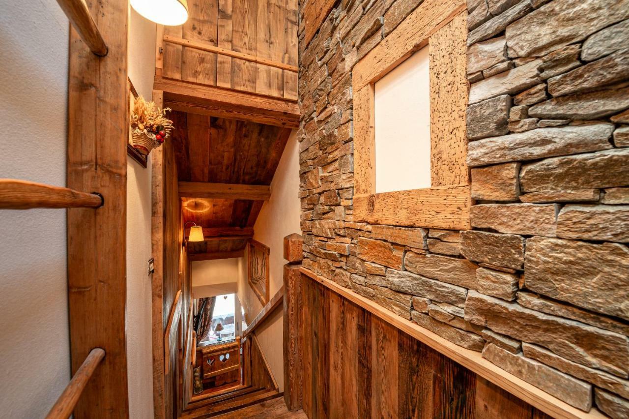Calore Di Una Casa Di Montagna Campitello di Fassa Εξωτερικό φωτογραφία